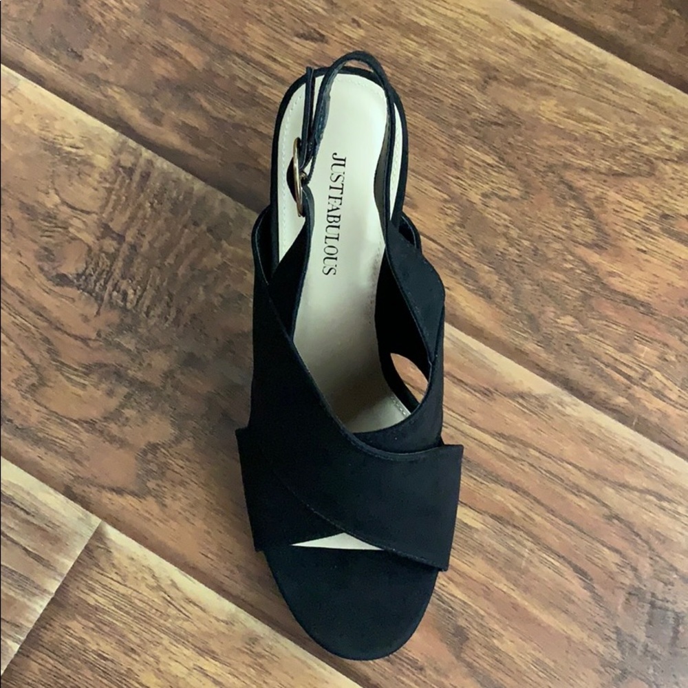 NWOT size 9 JustFab black dress sandals.